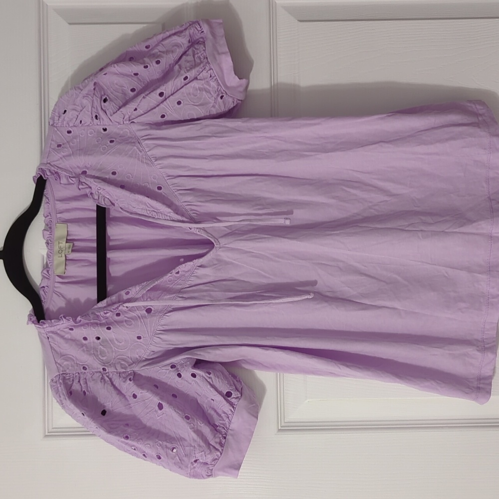 Loft size xsmall mixed material eyelet purple top excellent condition